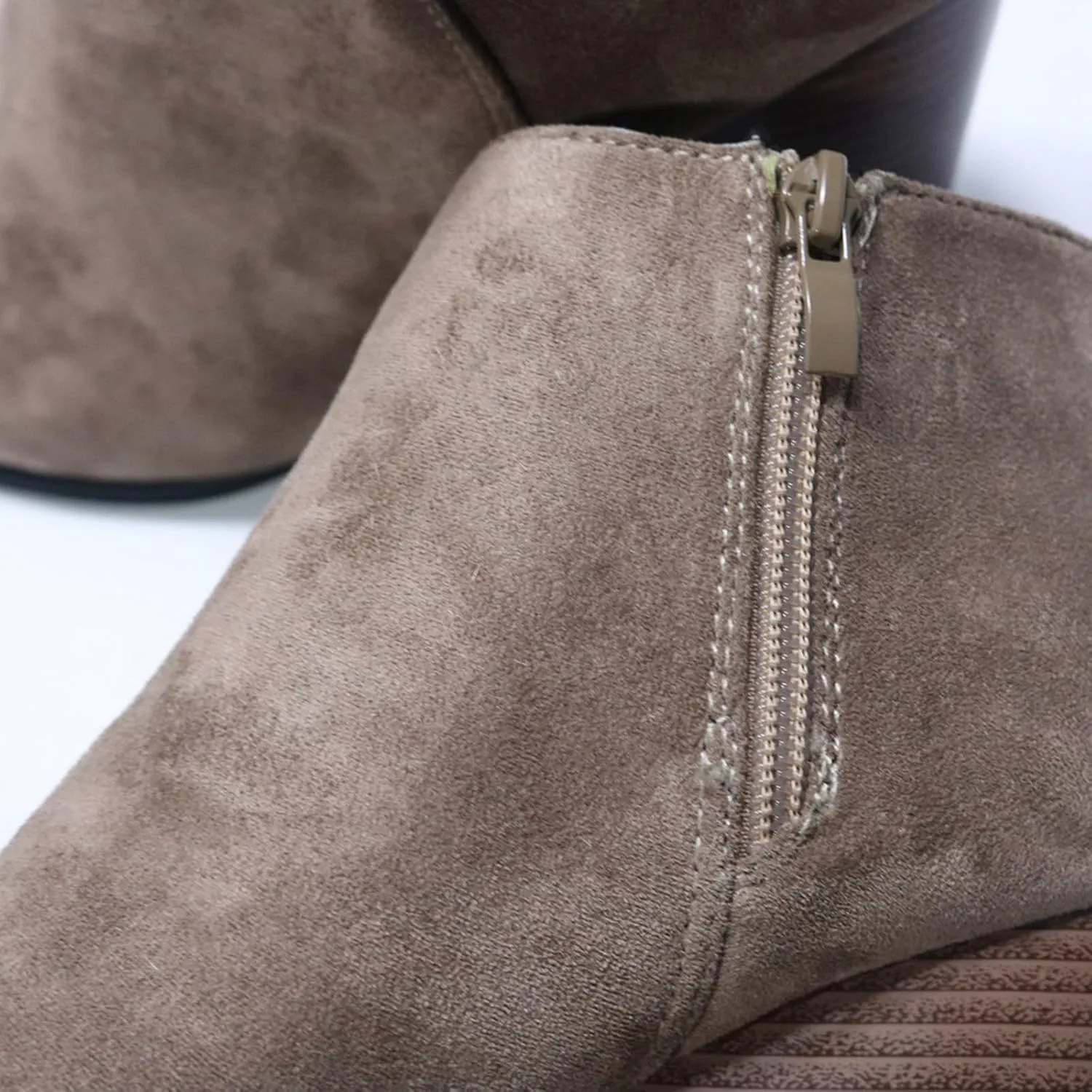 Cathalem Ankle Booties for Women, Womens Ankle Boots Pointed Toe Stacked Chunky Heels Tassels Side Zipper Booties