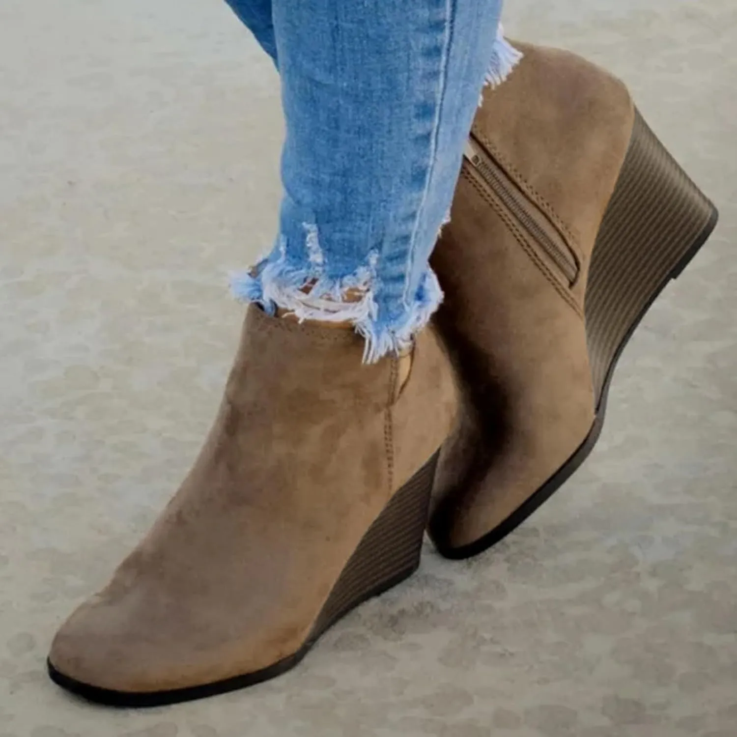 Cathalem Ankle Booties for Women, Womens Ankle Boots Pointed Toe Stacked Chunky Heels Tassels Side Zipper Booties