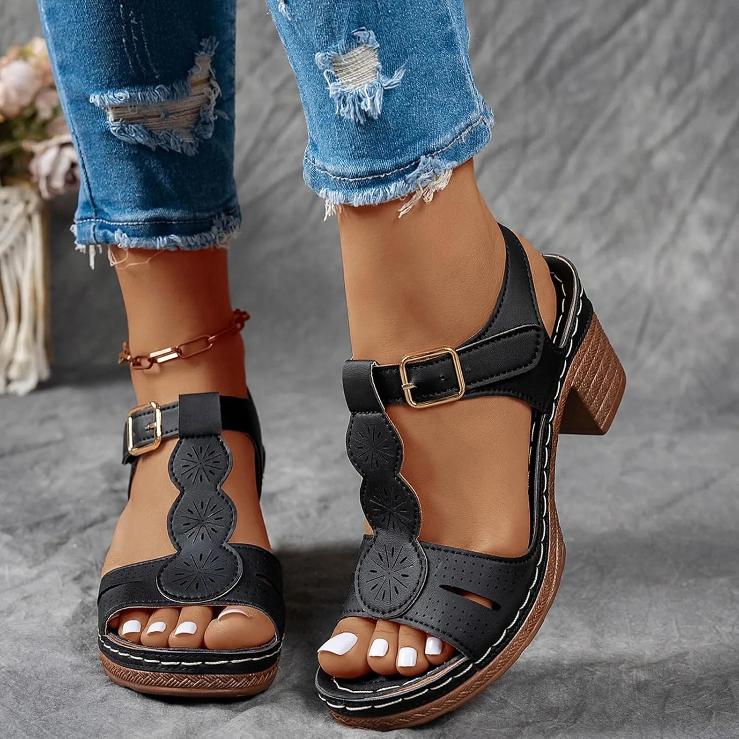 Eduavar Women's Wedge Sandals, Orthopedic Leather Peep Toe Cutout Zipper Chunky Heeled Sandals in White, Brown for Casual Wear