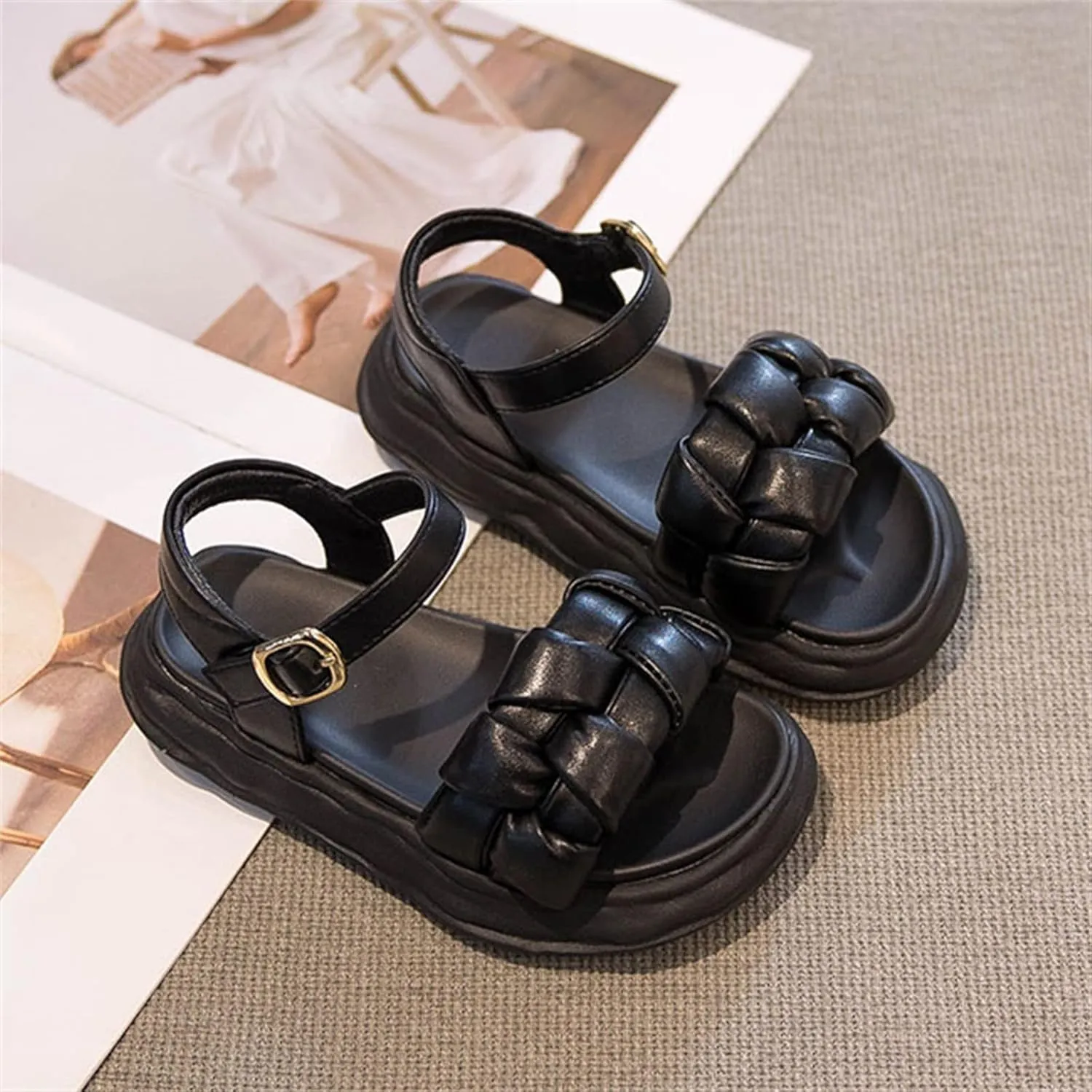 Summer Jelly Sandals for Little Girls Outdoor Soft Rubber Sole Beach Water Shoes with Adjustable Buckle
