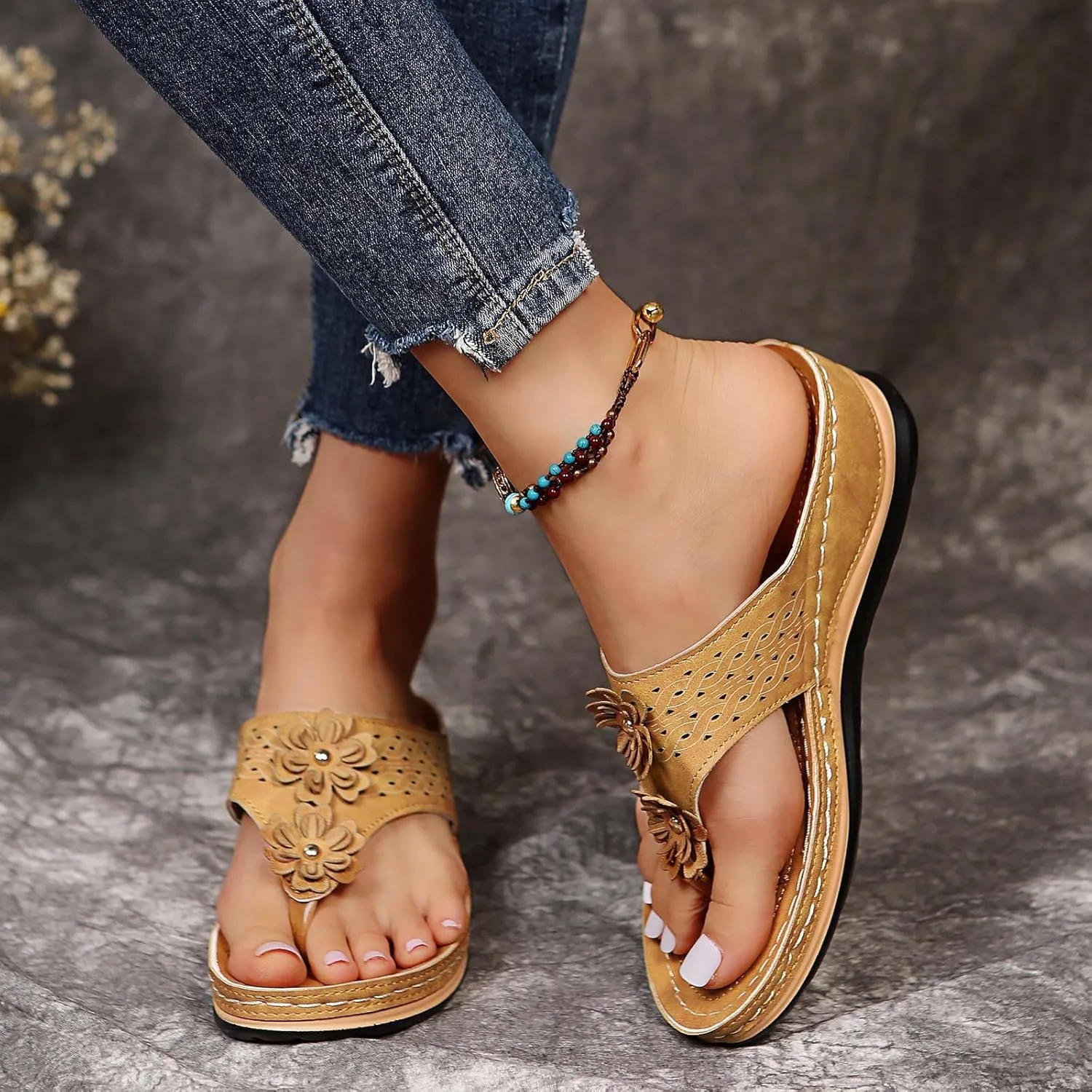 Womens Sandals Comfortable Flip Flops with Arch Support Summer Casual Dressy Wedge Platform Sandals Cute Shoes