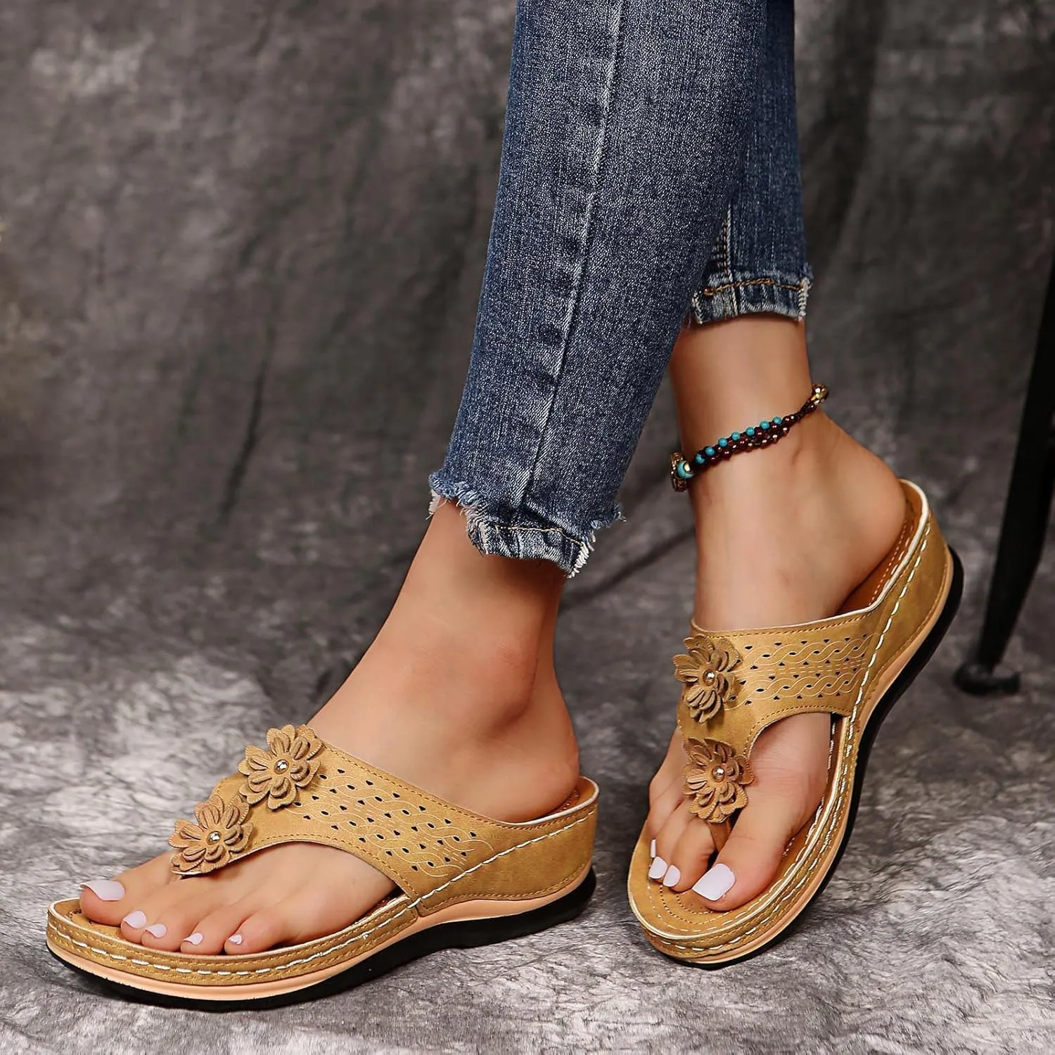Womens Sandals Comfortable Flip Flops with Arch Support Summer Casual Dressy Wedge Platform Sandals Cute Shoes